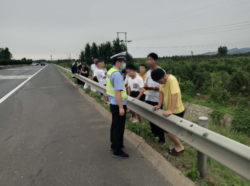 �����u�Ļ鼆������܇�v���������uͬ�����ٽ������r�������[��