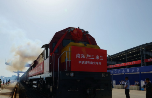 �КW���У��ɶ�����ꑺ���ͨ���Ĵ��ϳ��װl(f��)������ʽ����