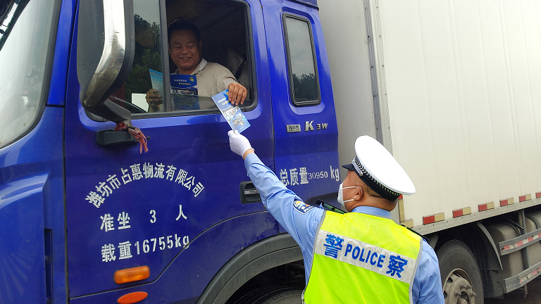 ���uͬ�����ٽ����������(w��)�^(q��)�_չ��һ��һ������ȫ�������(d��ng)