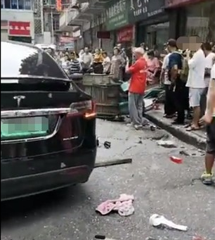 �Ĵ��ϳ���˹��܇(ch��)����2��6�� ��˹������܇(ch��)�v����