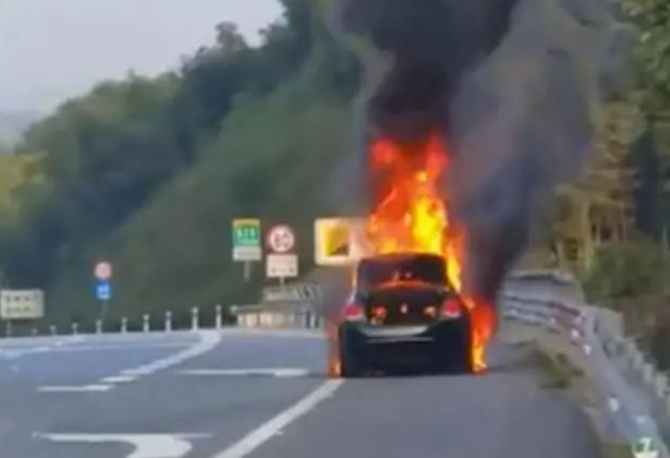 ����܇���پȻ��s����ͨ���M(f��i)���ٷ�ͨ��(b��o)��