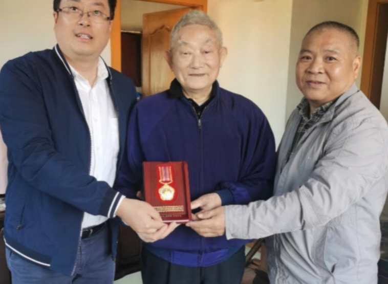 �L���Ϻ�����̎���Lο������Ԯ����ͬ־�����ϼo(j��)����