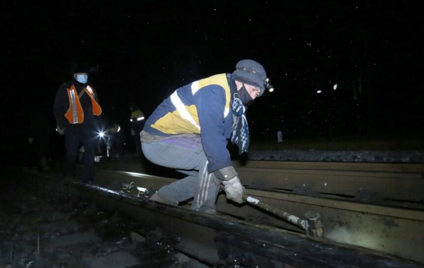 �O������е��F·�����o(h��)��