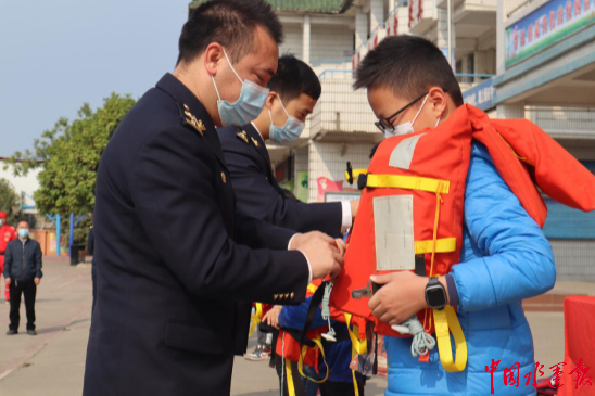 ˮ�ϰ�ȫ֪�R(sh��)�M(j��n)У�@���ώ��W(xu��)���R�Q(ch��ng)ٝ