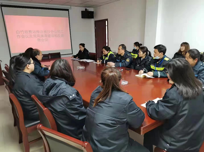 �������Mվ�_չ�h�L�������O���}�W��