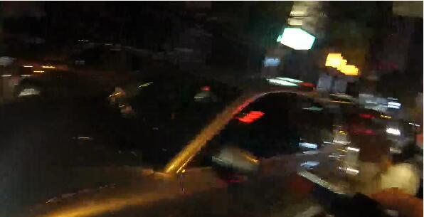 ���l(xi��ng)�����{˾�C�J�P��ײ܇ ���ϟo̎����