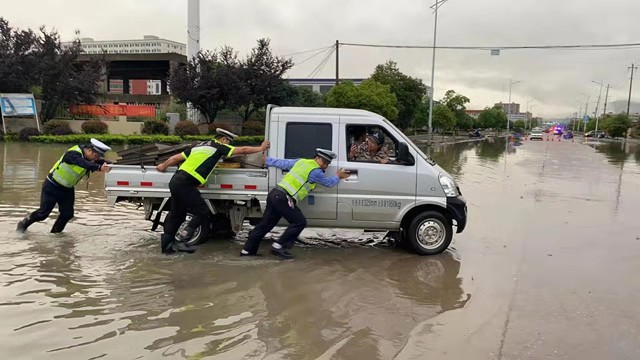 ���铌�U(xi��n)�����h�����_��ǰ