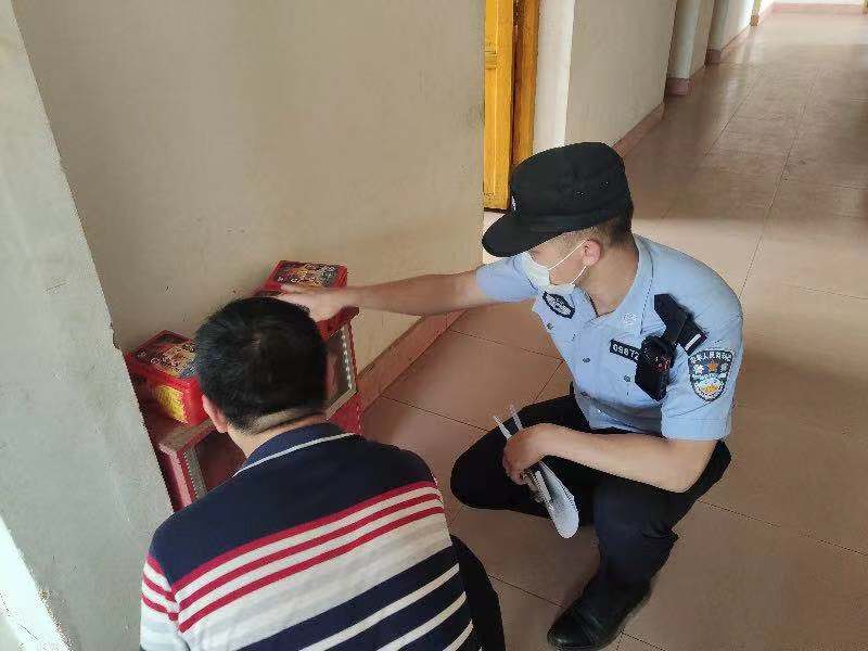 �����F����������(qi��ng)�������z��������վ܇(ch��)��ȫ����