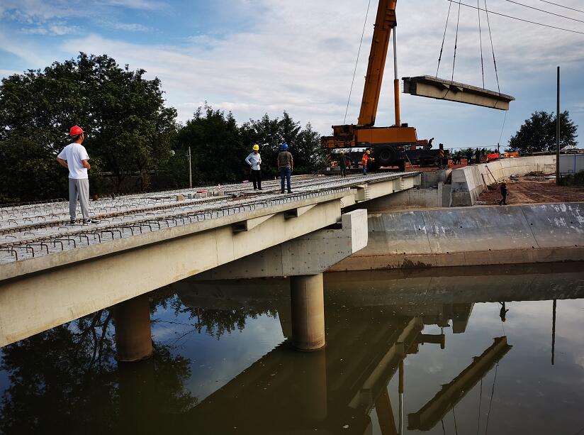 �mϪ��С���ƿ�i ��׃ͨ;