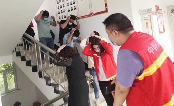 �½����ͳ���·�־��_չ����(y��ng)�������ݾ�