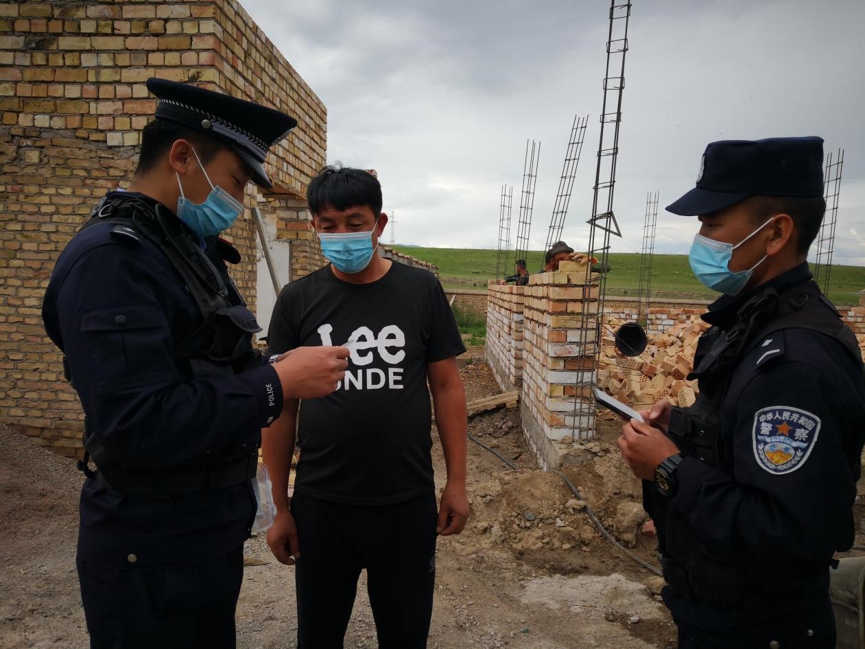 �¹��಼����߅���ɳ����_չ�����˿����