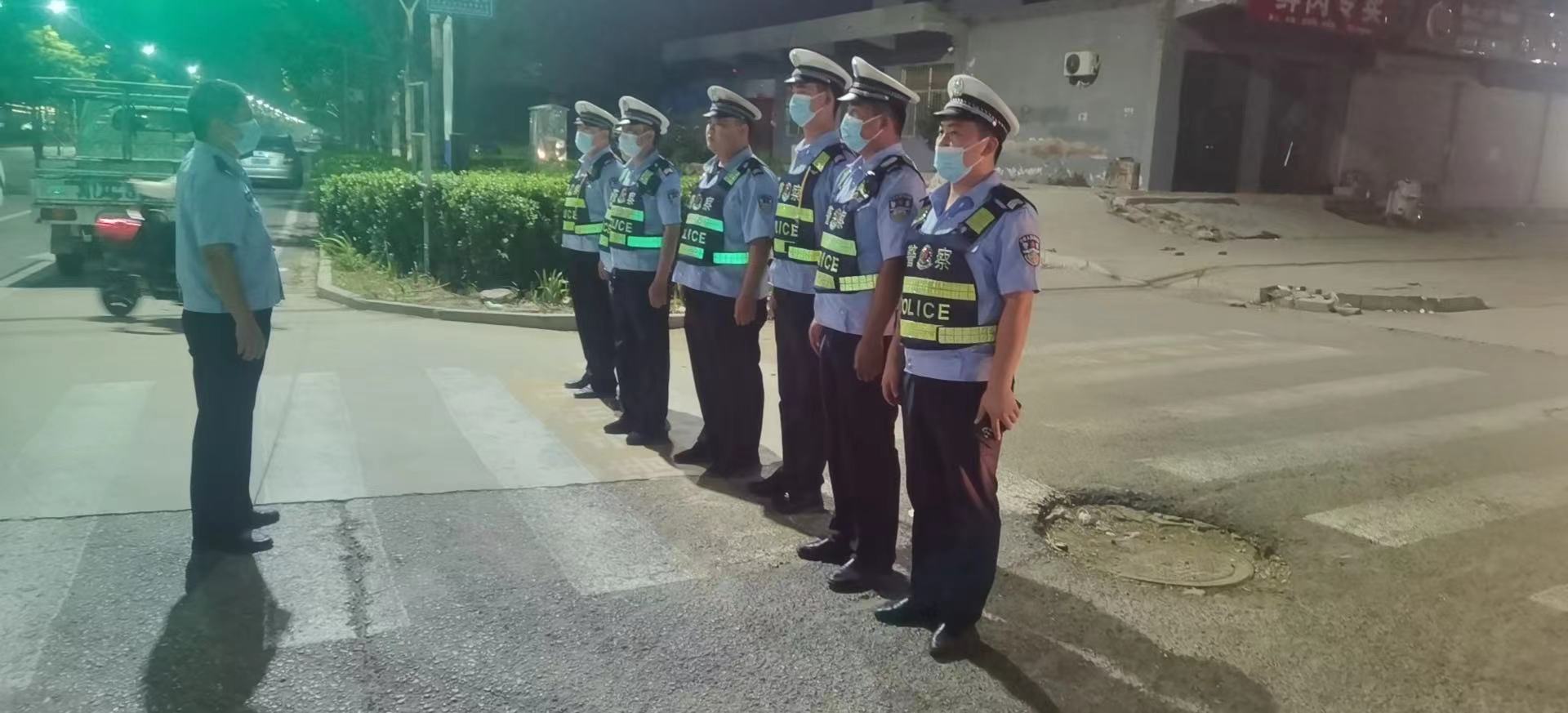 �ӱ��������o�ۡ��p���ش����}�������r(n��ng)�彻ͨ��ȫ����