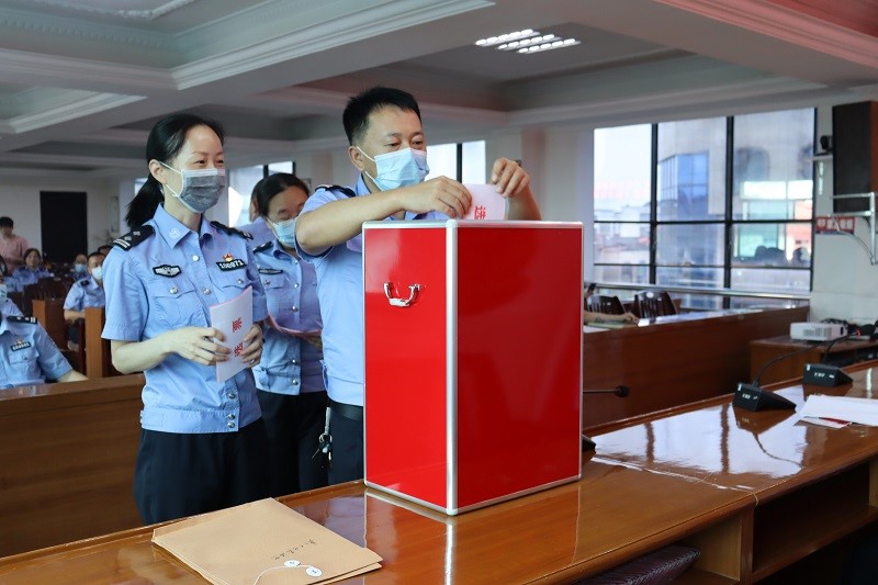 ���l(xi��ng)������ꠈA�M��ɿh���(zh��n)�˴����ͶƱ�x�e����