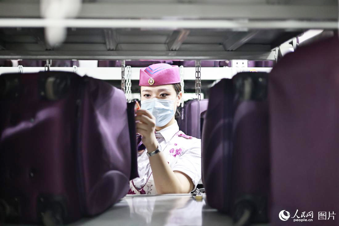 ���赸�݆T�����F��܇�L 10��Ҋ�C�����F·�l(f��)չ׃�w