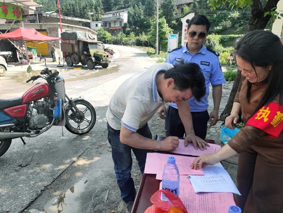 ����ʡ����h�T���¬����l(xi��ng)�������ν�ͨ��(w��n)�}�B����Ҫ�����ȡ�